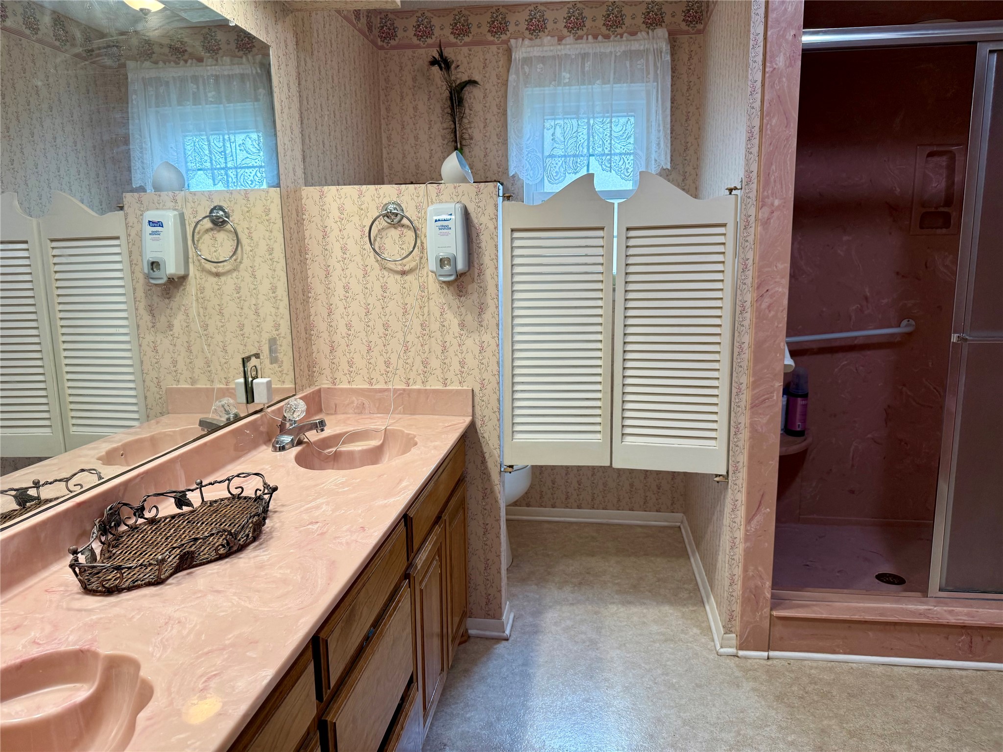 703 S Colorado Street Whitney TX 76692