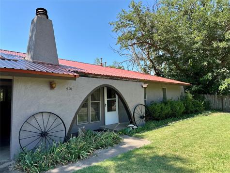 510 E Pecan Street Seymour TX 76380