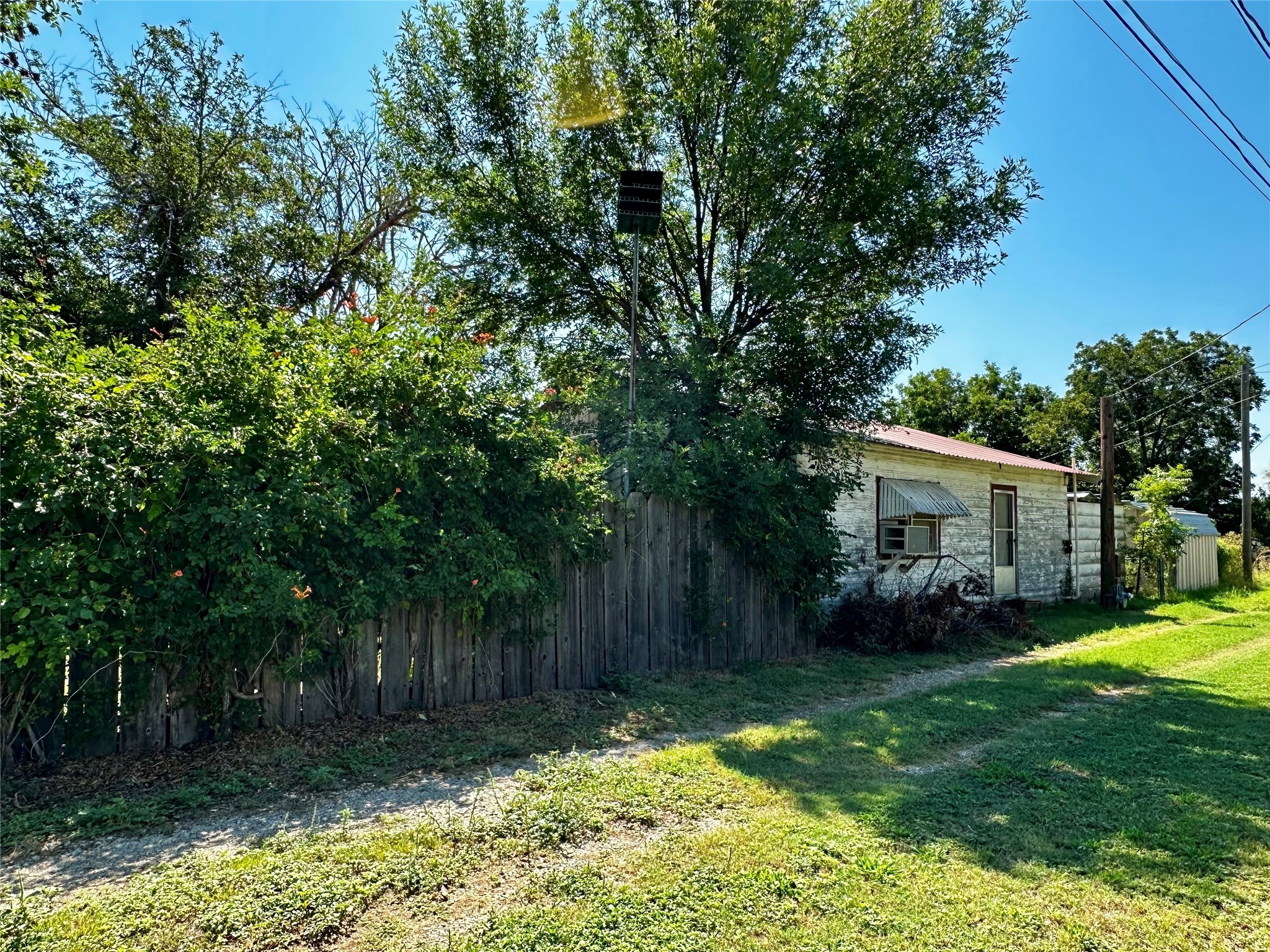 510 E Pecan Street Seymour TX 76380