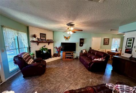 510 E Pecan Street Seymour TX 76380