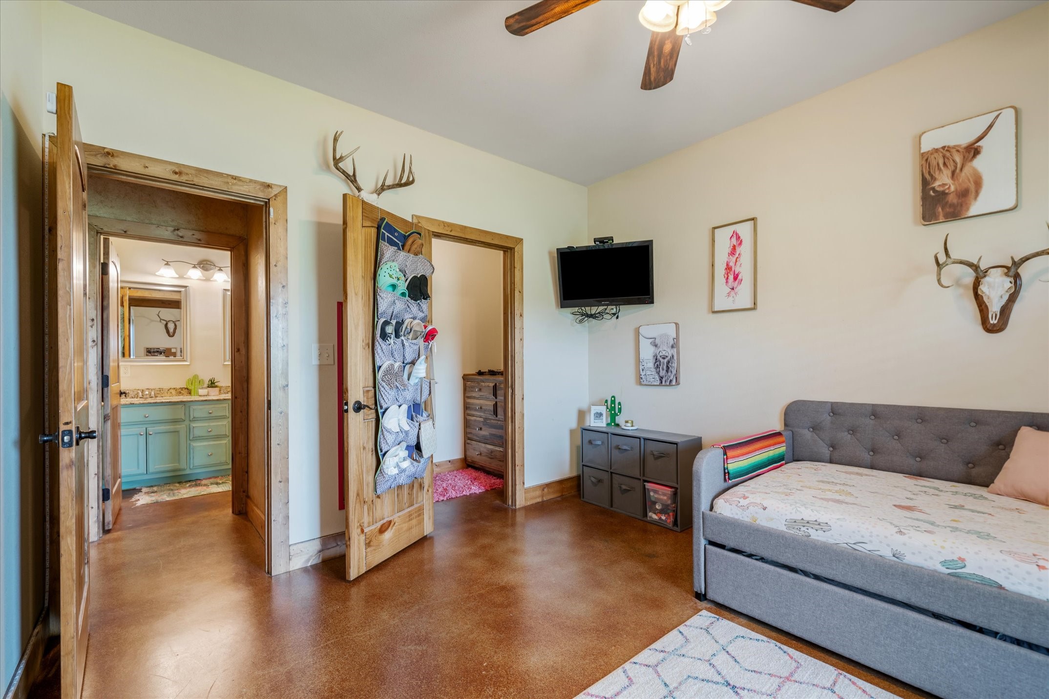 1305 Vz County Road 3821 Wills Point TX 75169