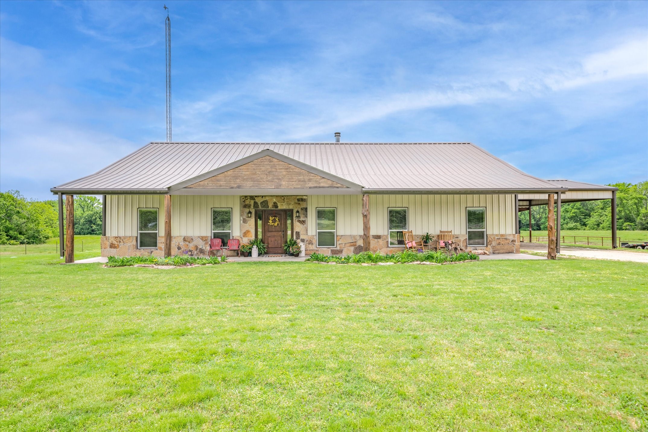 1305 Vz County Road 3821 Wills Point TX 75169