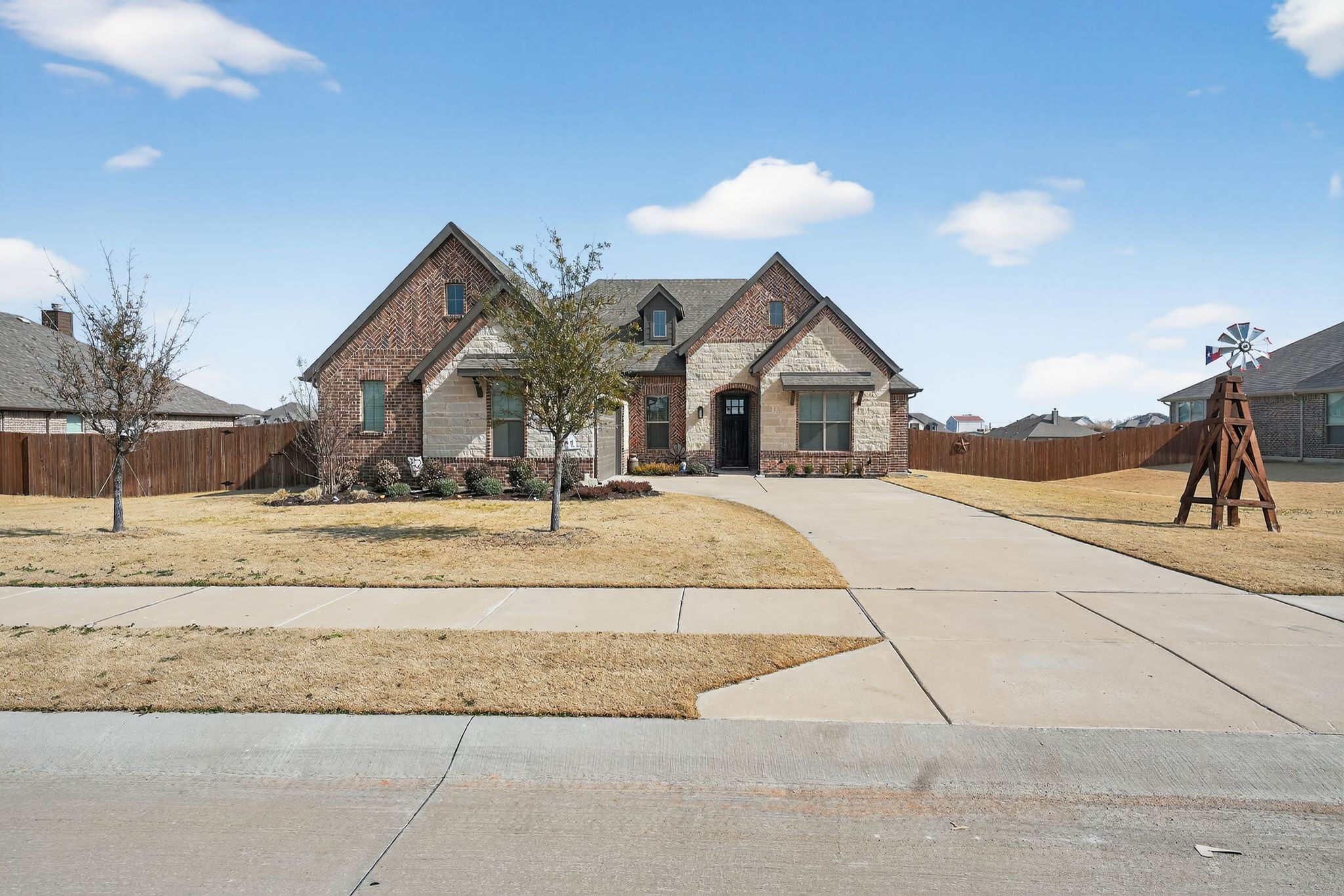 12520 Eagles Bluff Godley TX 76044