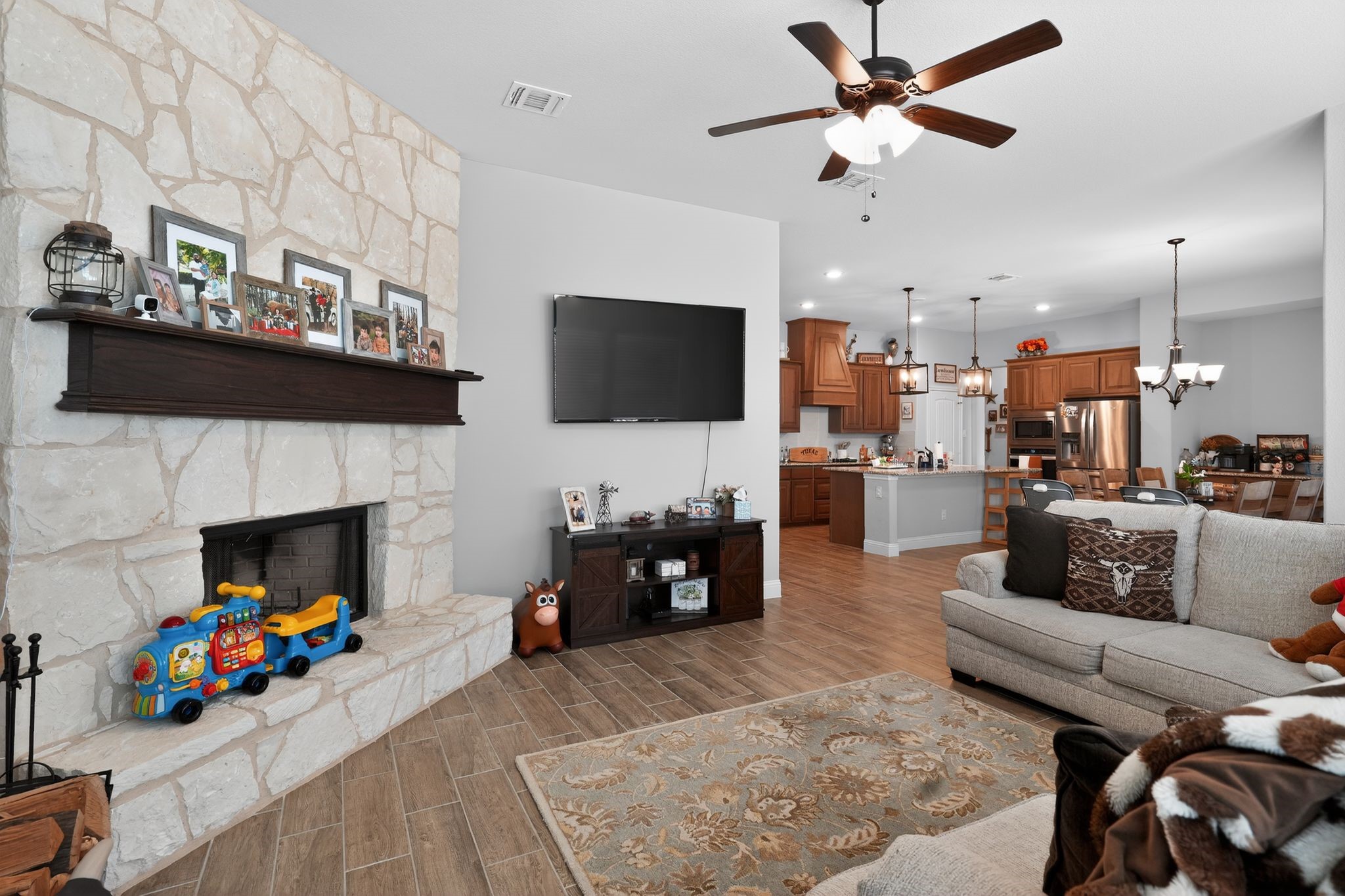12520 Eagles Bluff Godley TX 76044