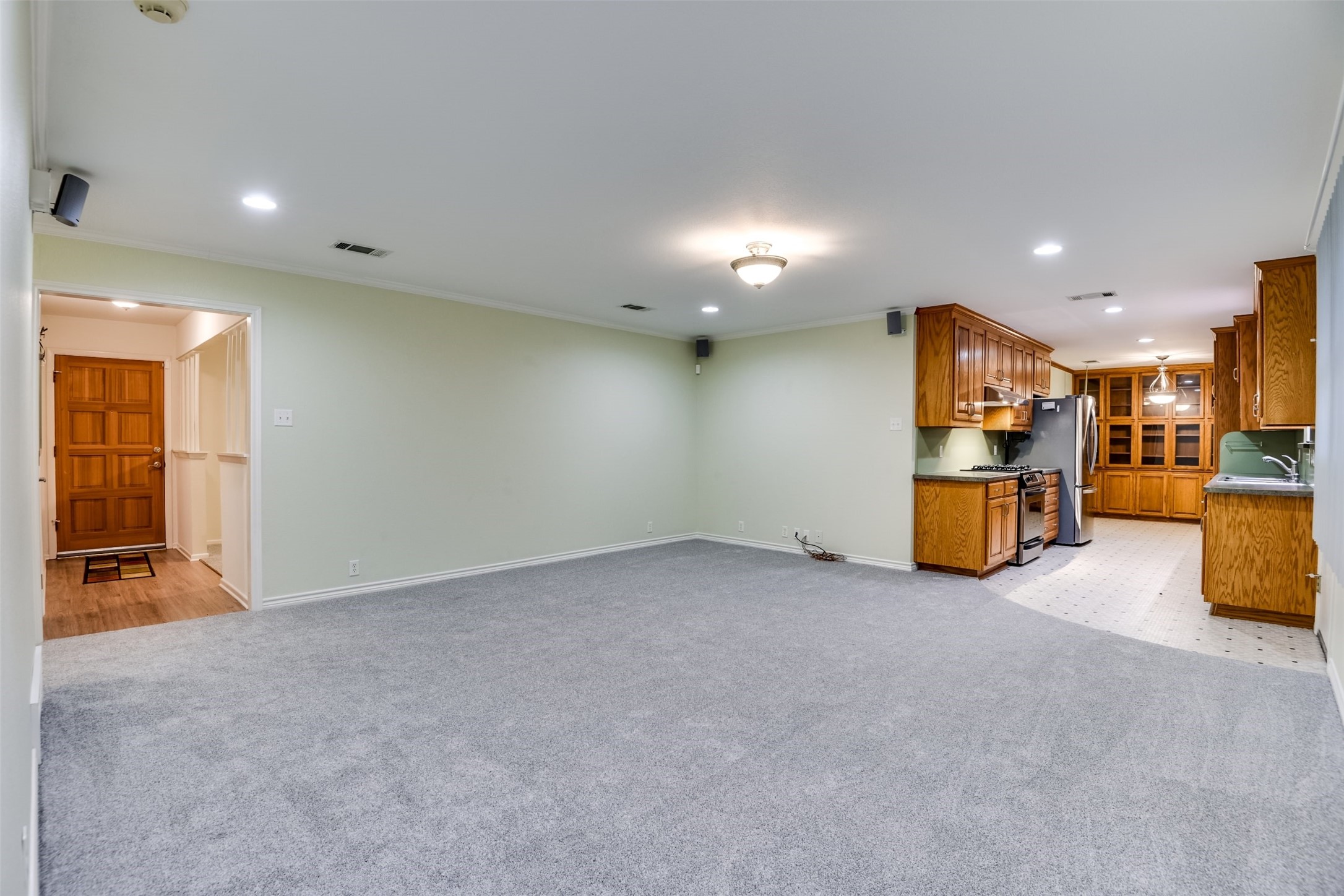 802 Cardinal Road Mansfield TX 76063