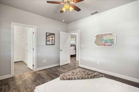 2560 Shady Oaks Circle Glen Rose TX 76043