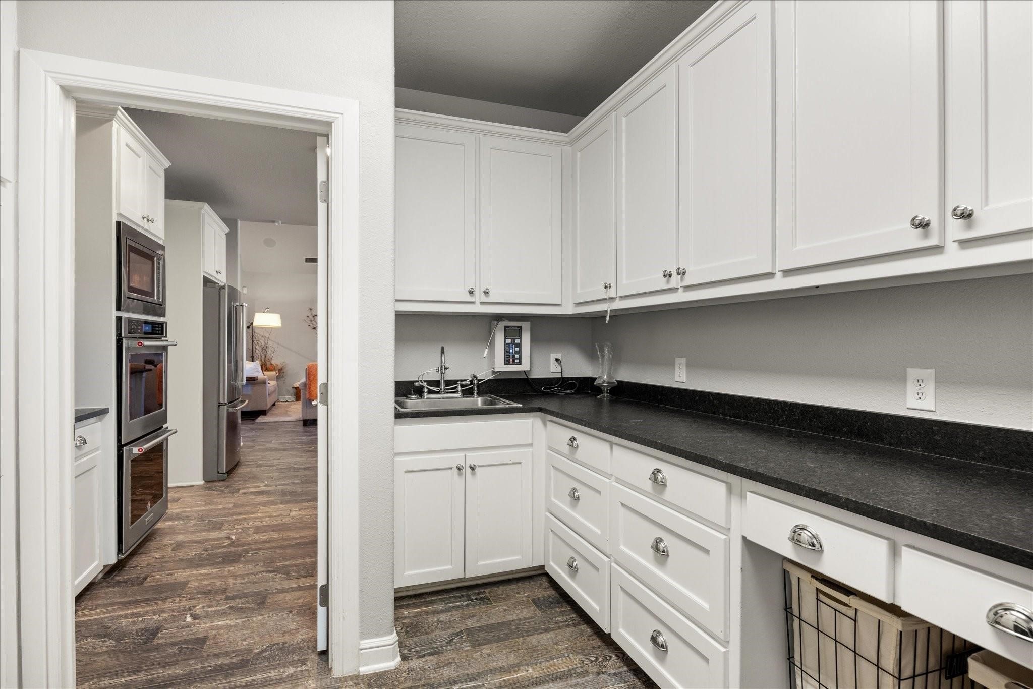2560 Shady Oaks Circle Glen Rose TX 76043