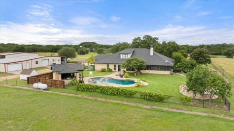 2560 Shady Oaks Circle Glen Rose TX 76043