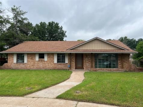 1314 Holly Glen Drive Dallas TX 75232