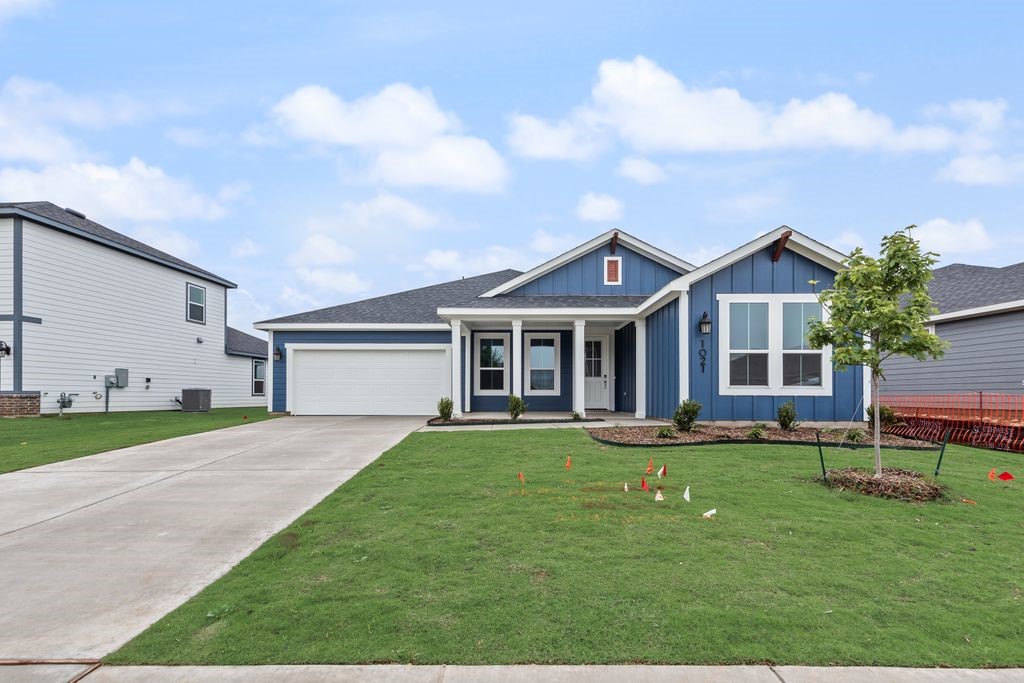 1021 Canoe Way Crowley TX 76036