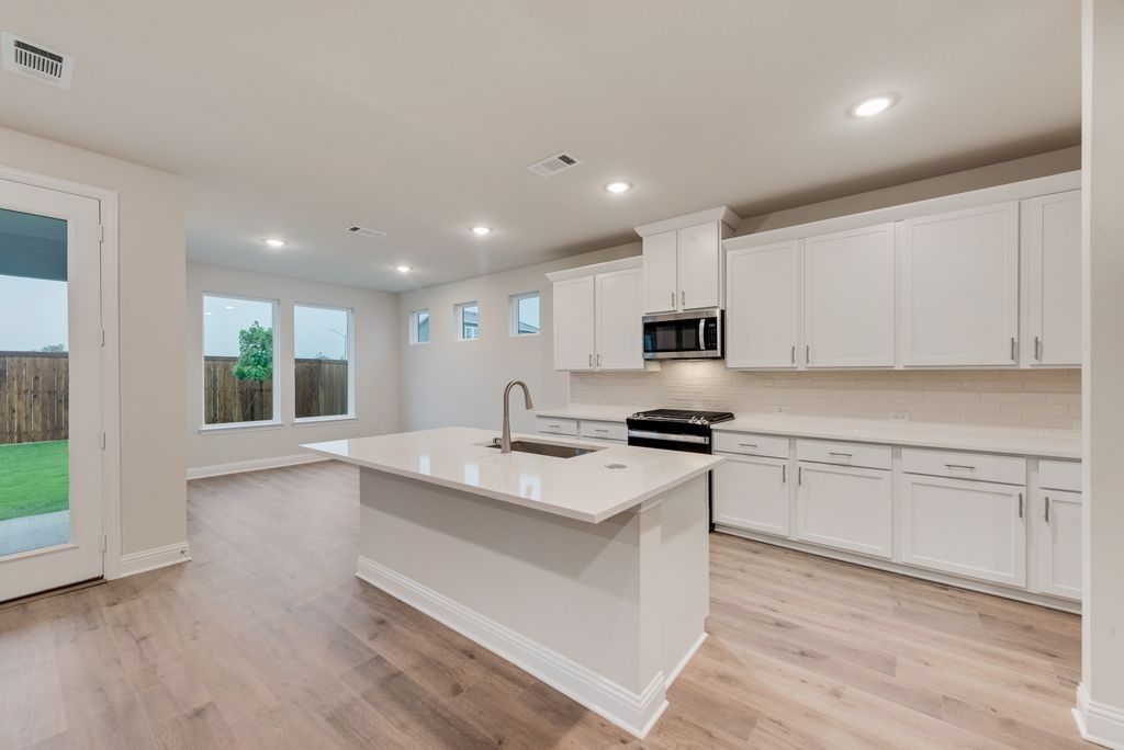 1021 Canoe Way Crowley TX 76036