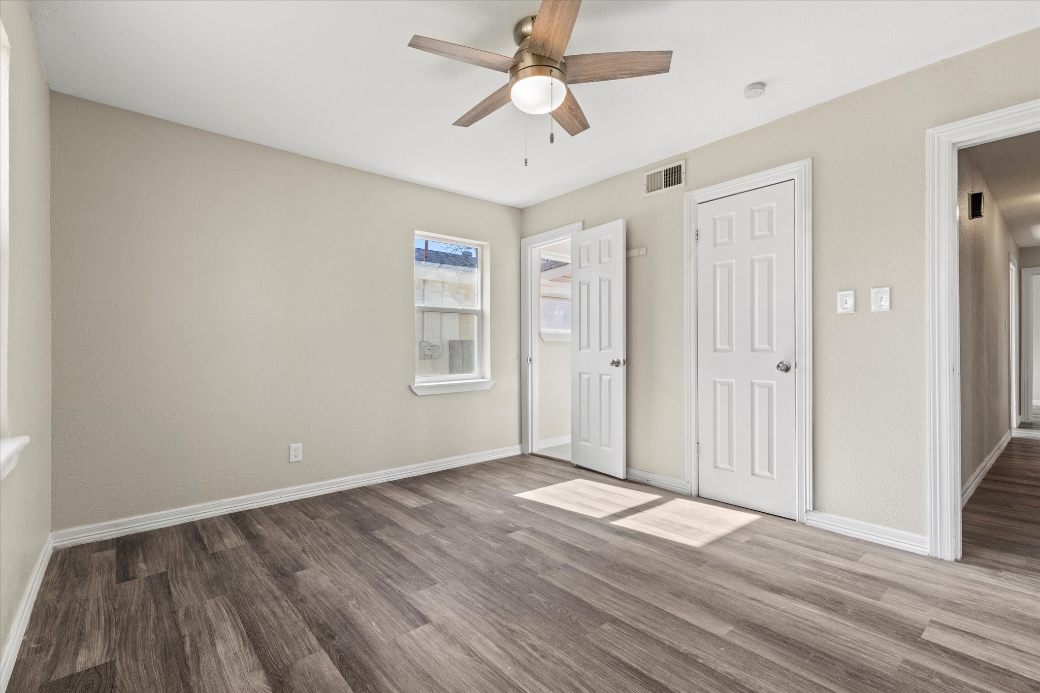 3517 Garwood Drive North Richland Hills TX 76117