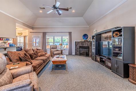 617 Parker Lane Granbury TX 76048
