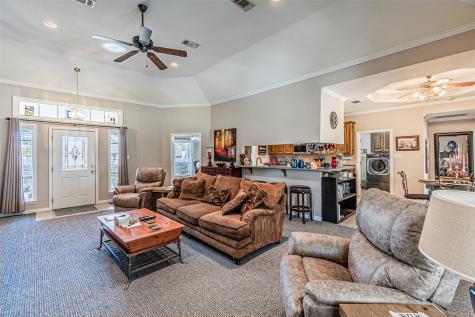 617 Parker Lane Granbury TX 76048