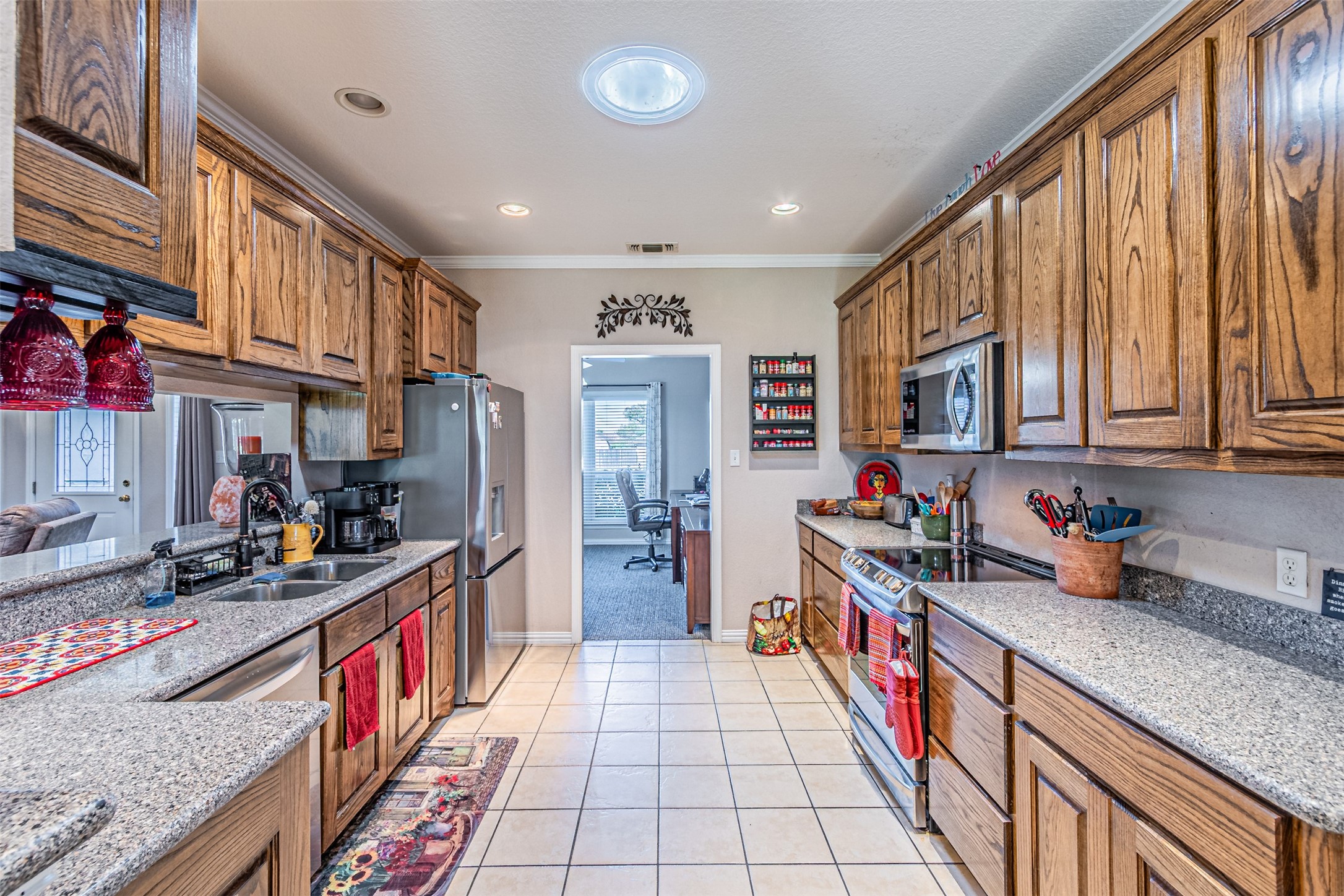 617 Parker Lane Granbury TX 76048