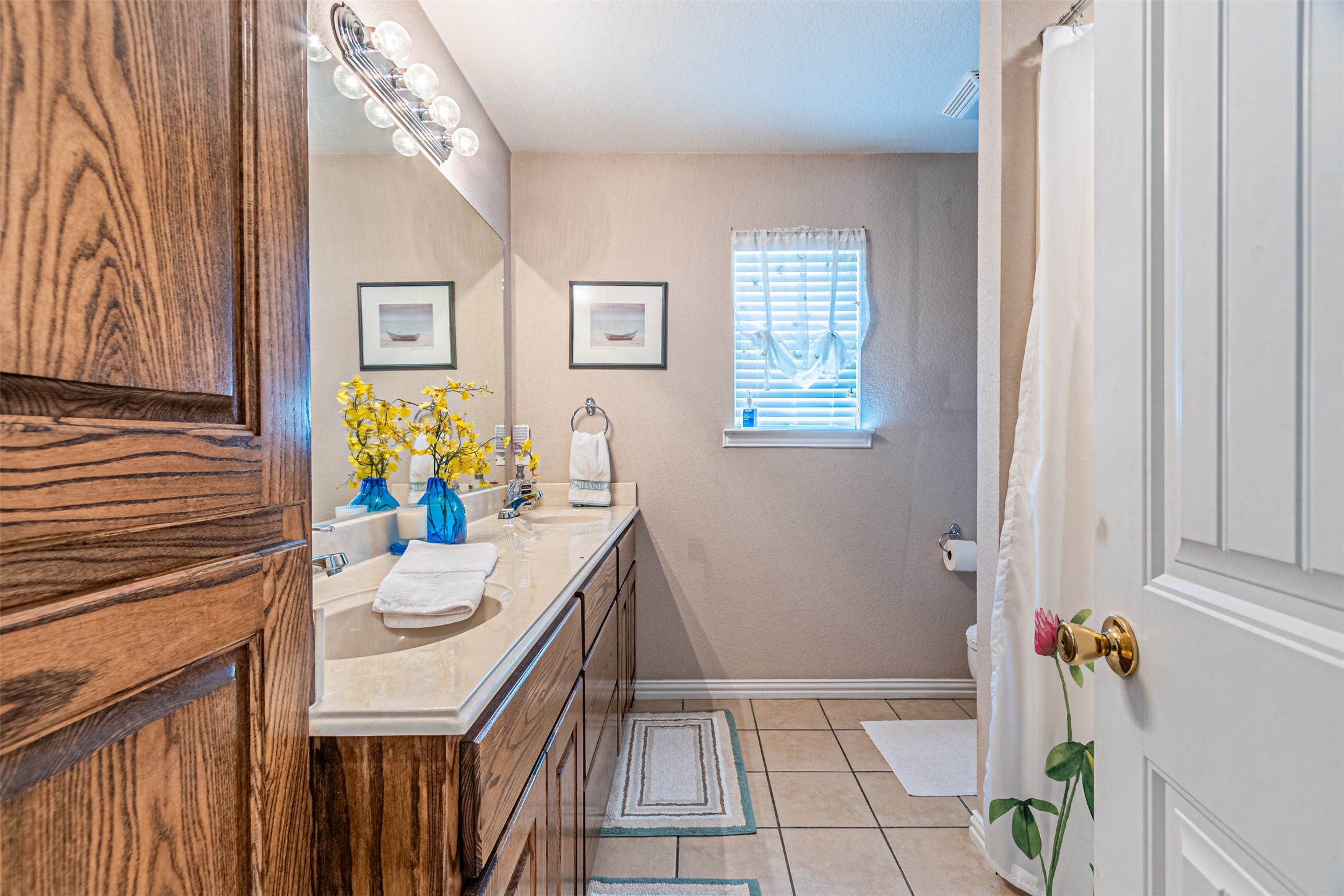 617 Parker Lane Granbury TX 76048