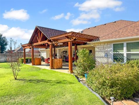 617 Parker Lane Granbury TX 76048
