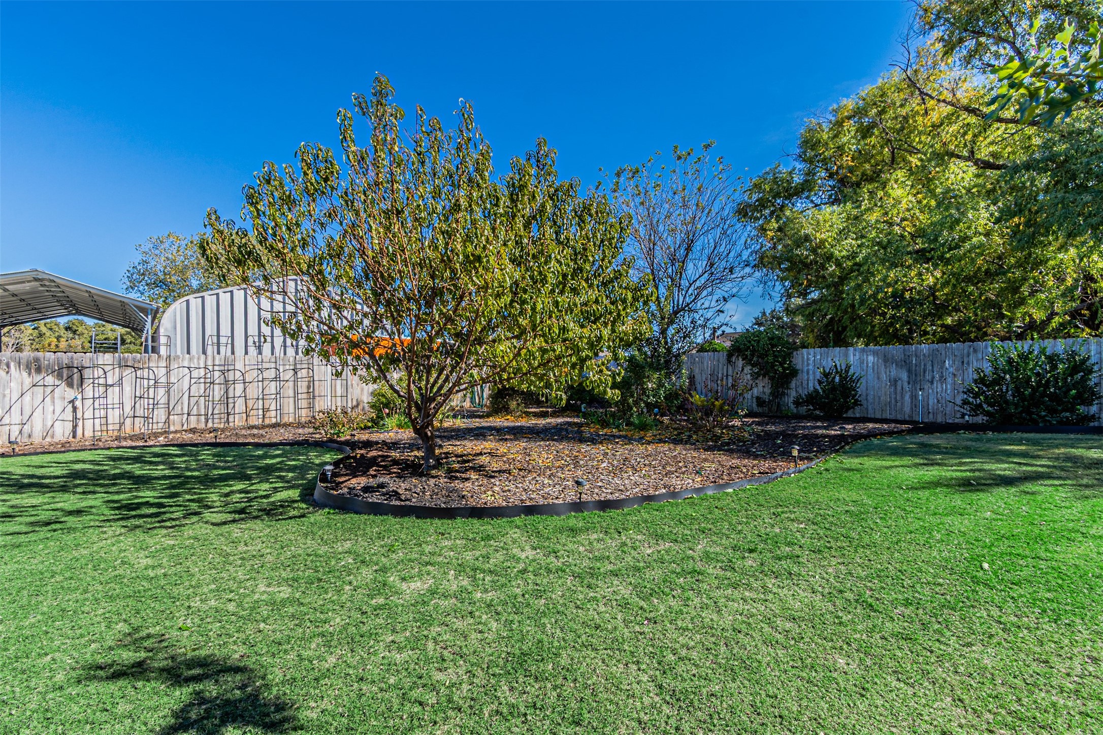 617 Parker Lane Granbury TX 76048