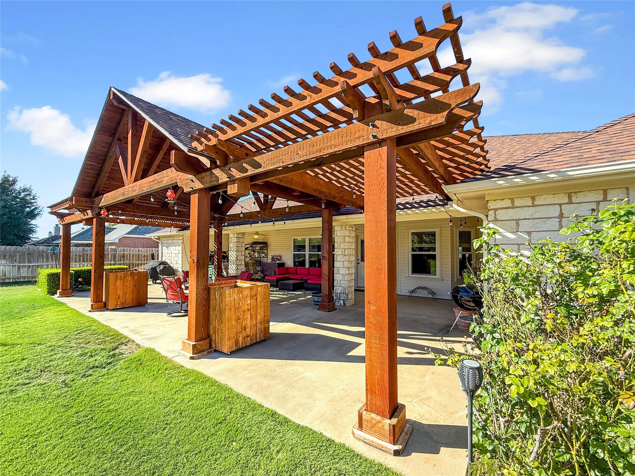 617 Parker Lane Granbury TX 76048