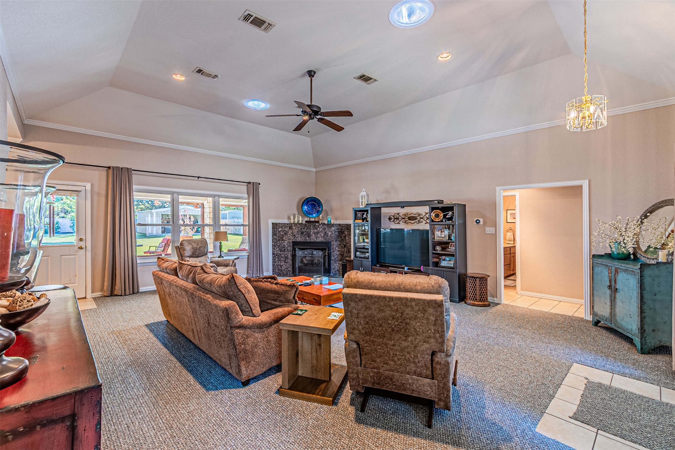 617 Parker Lane Granbury TX 76048