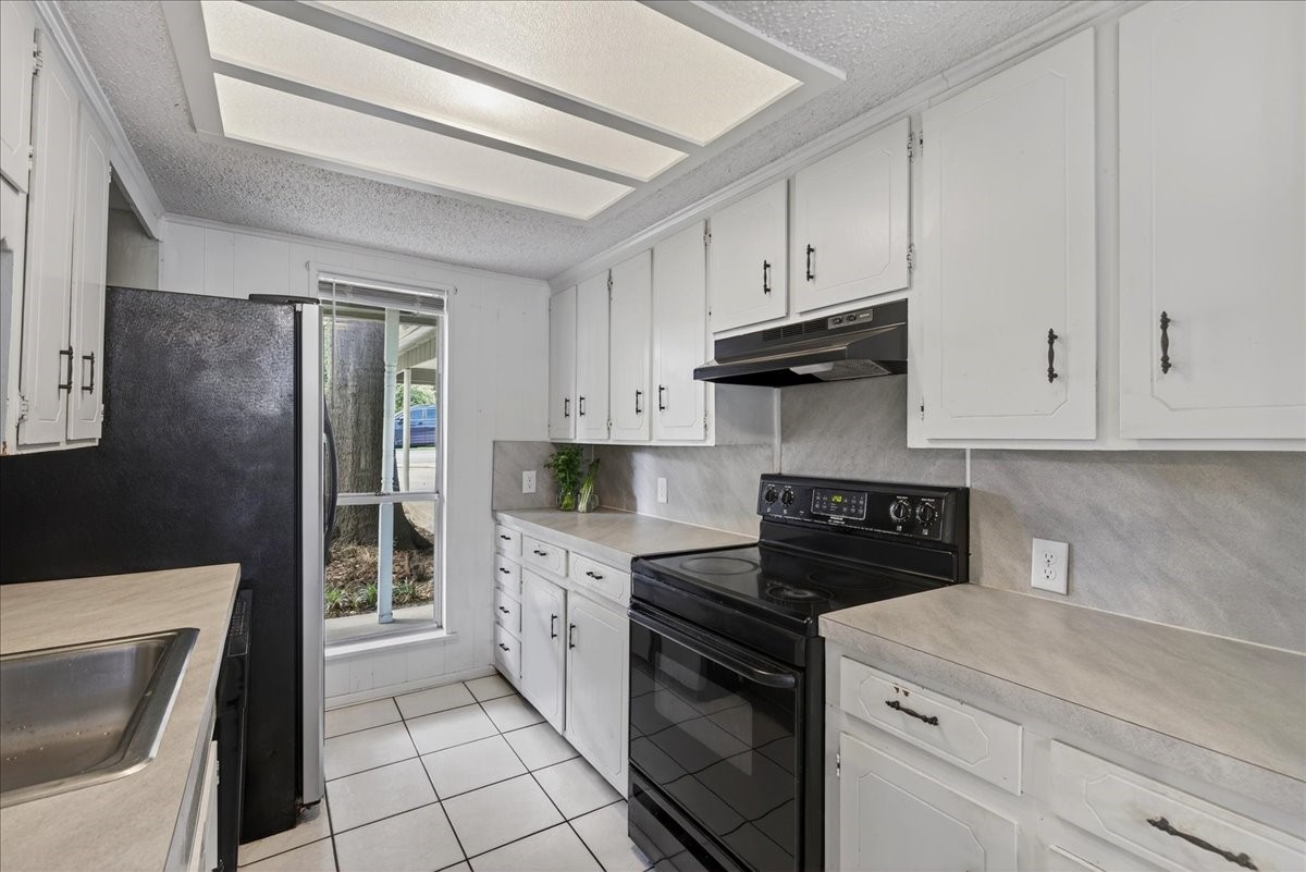 1529 Oak Shore Drive Tool TX 75143