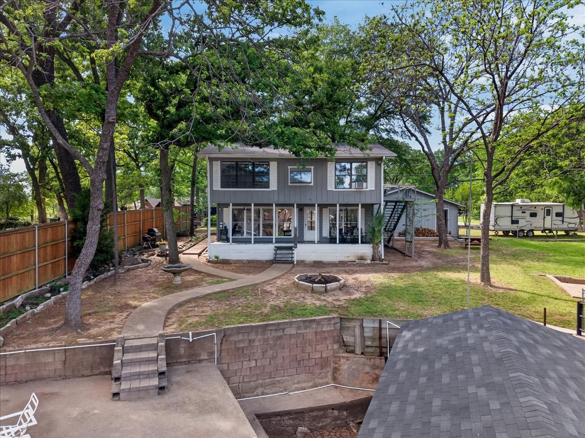 1529 Oak Shore Drive Tool TX 75143