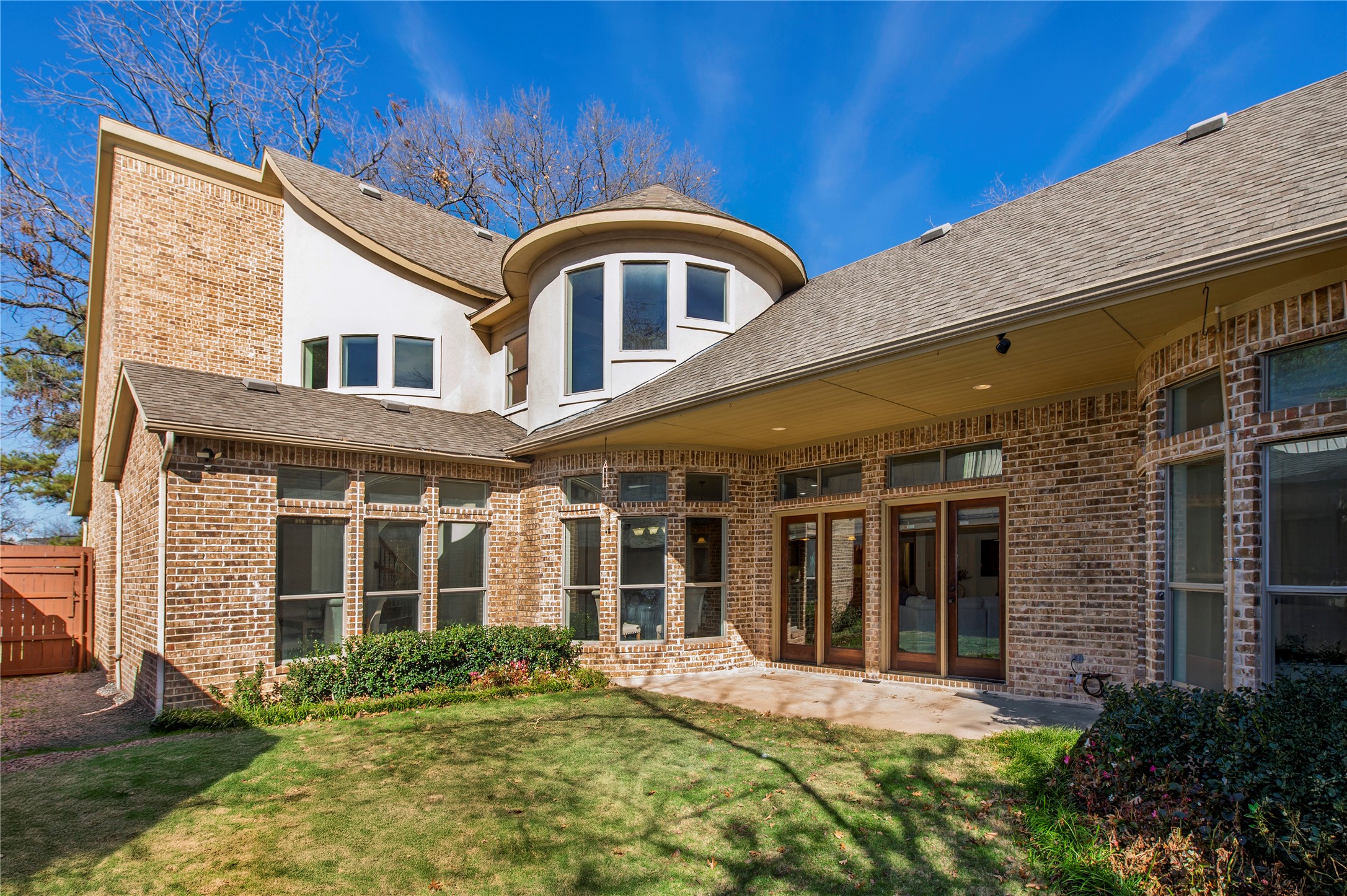 3606 S Versailles Avenue Dallas TX 75209