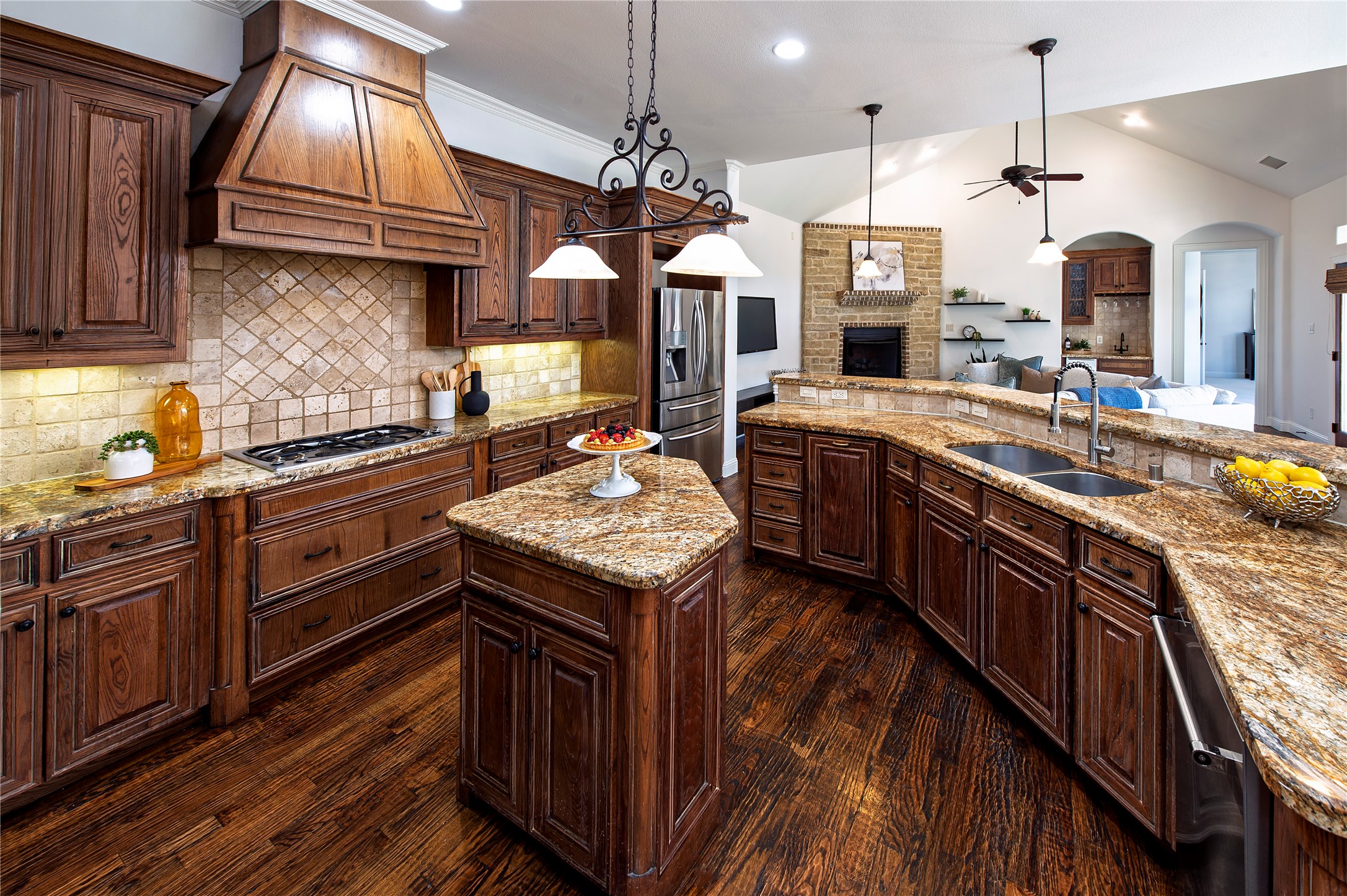 3606 S Versailles Avenue Dallas TX 75209