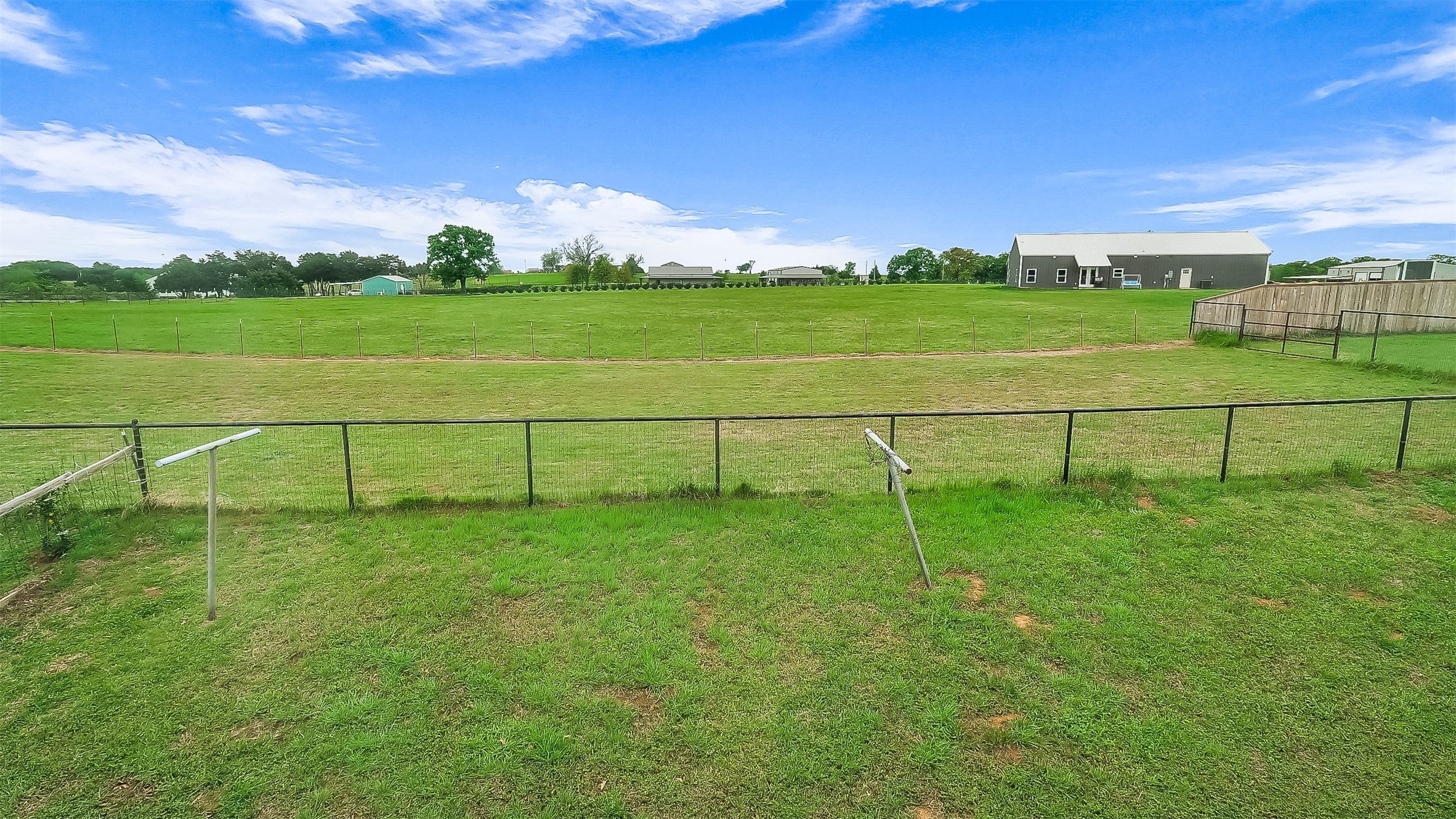 266 Locust Road Pottsboro TX 75076