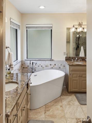 2412 Clublake Trail Mckinney TX 75072