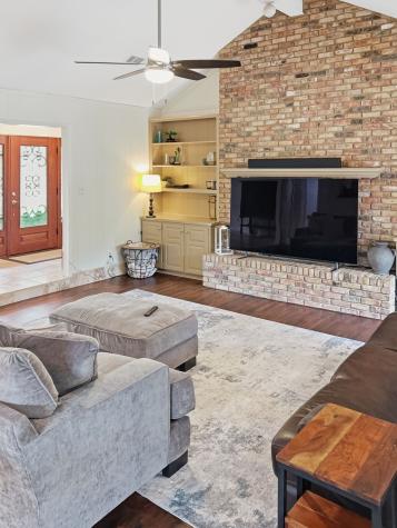 2412 Clublake Trail Mckinney TX 75072