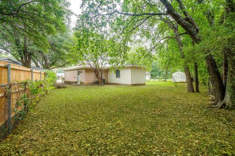 312 Gardenia Court Burleson TX 76028