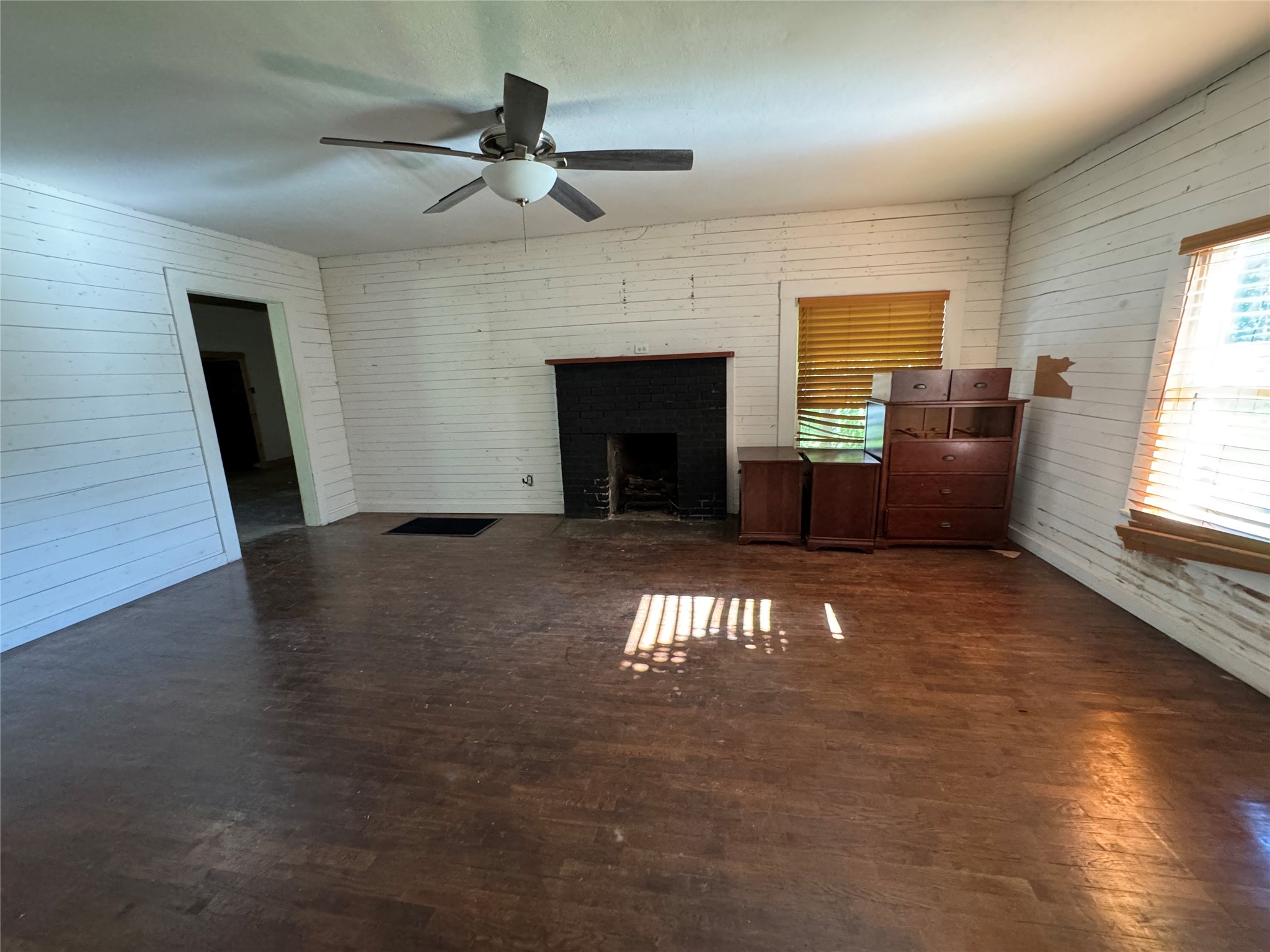 2107 S Fannin Avenue Denison TX 75020