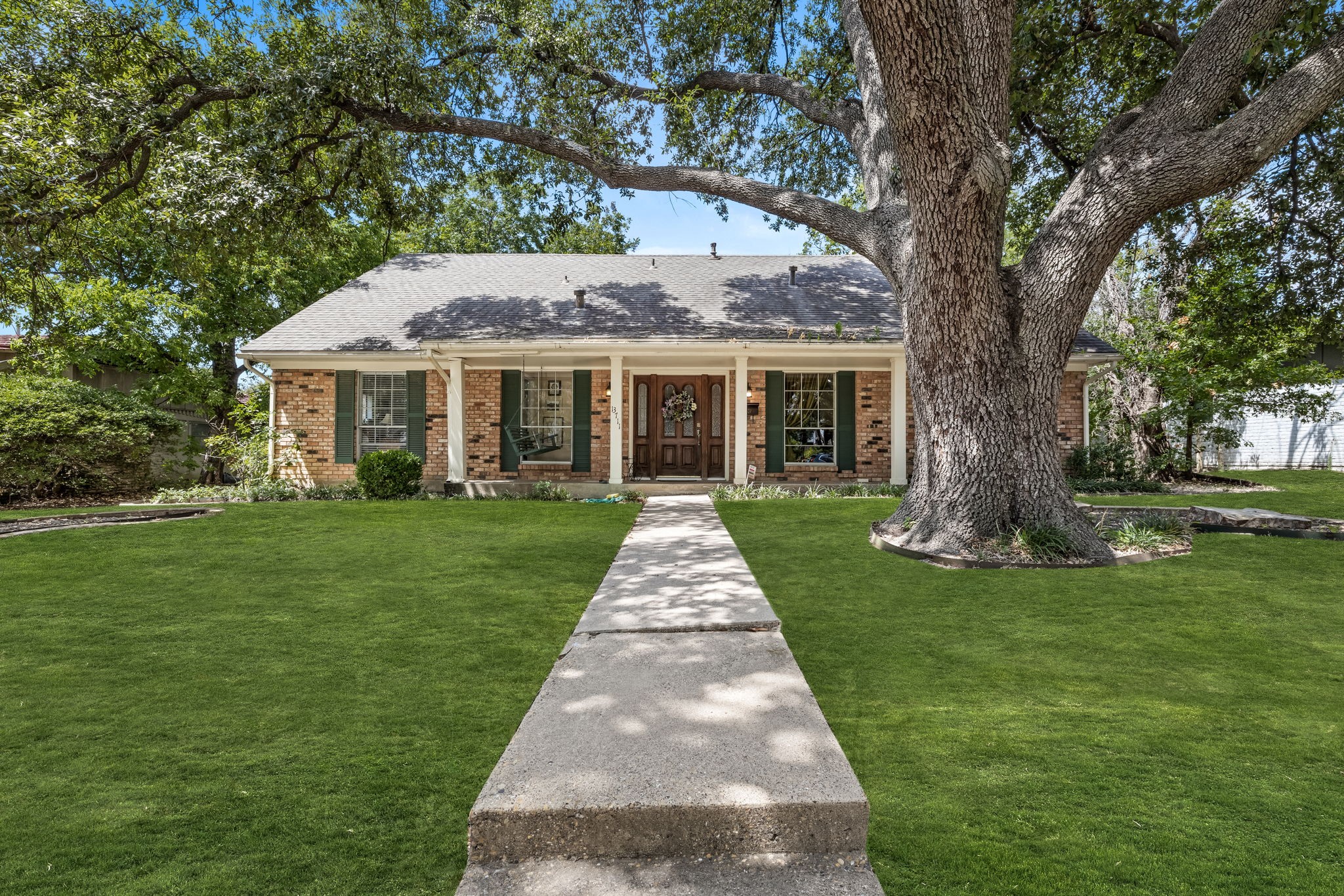 13711 Spring Grove Avenue Dallas TX 75240