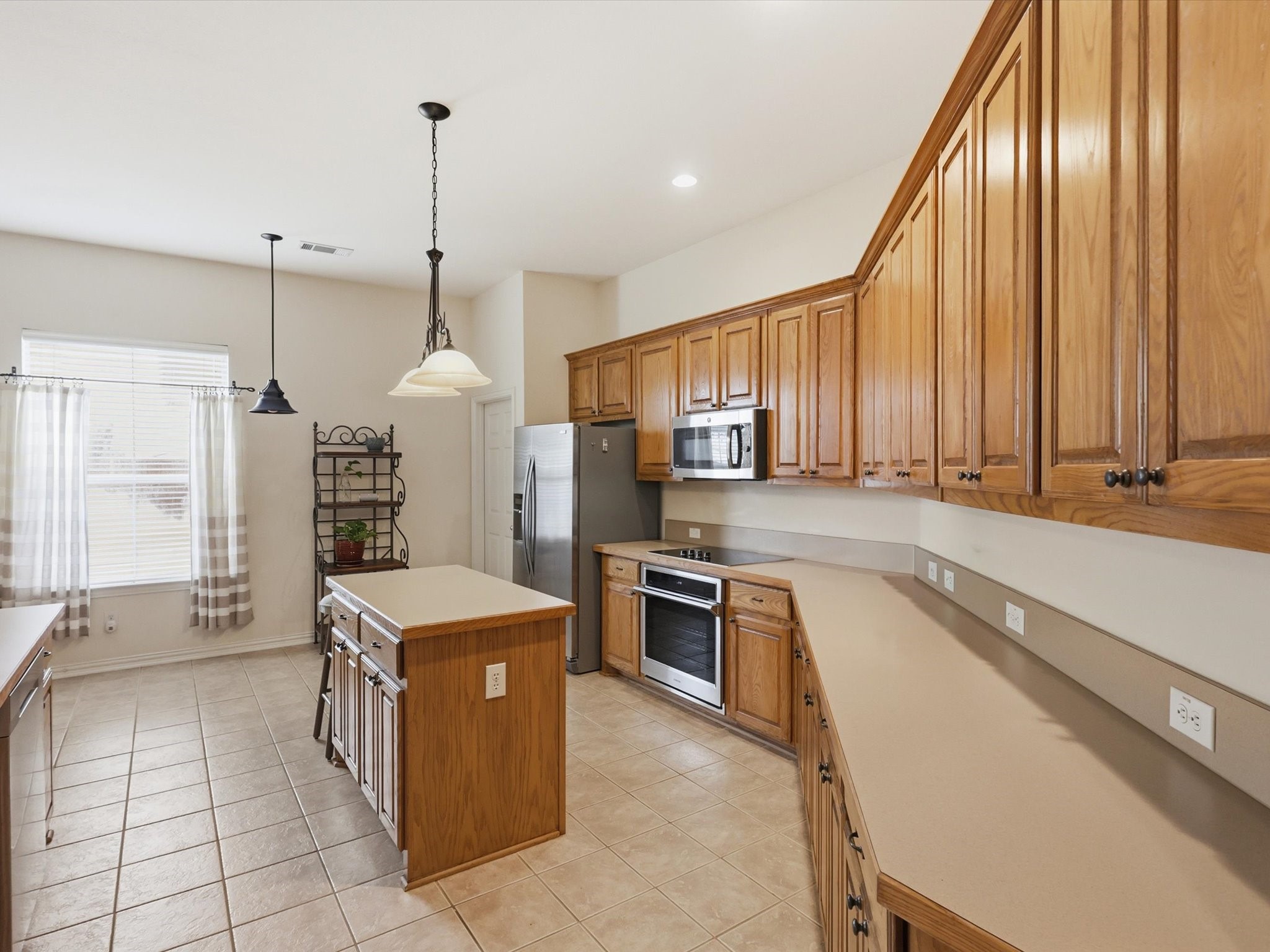 1740 Ivy Lane Carrollton TX 75007
