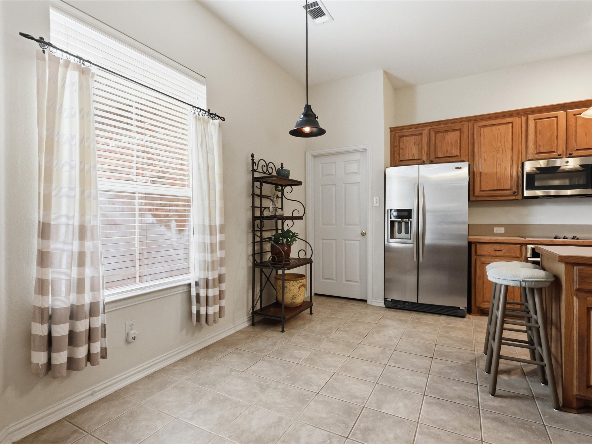 1740 Ivy Lane Carrollton TX 75007