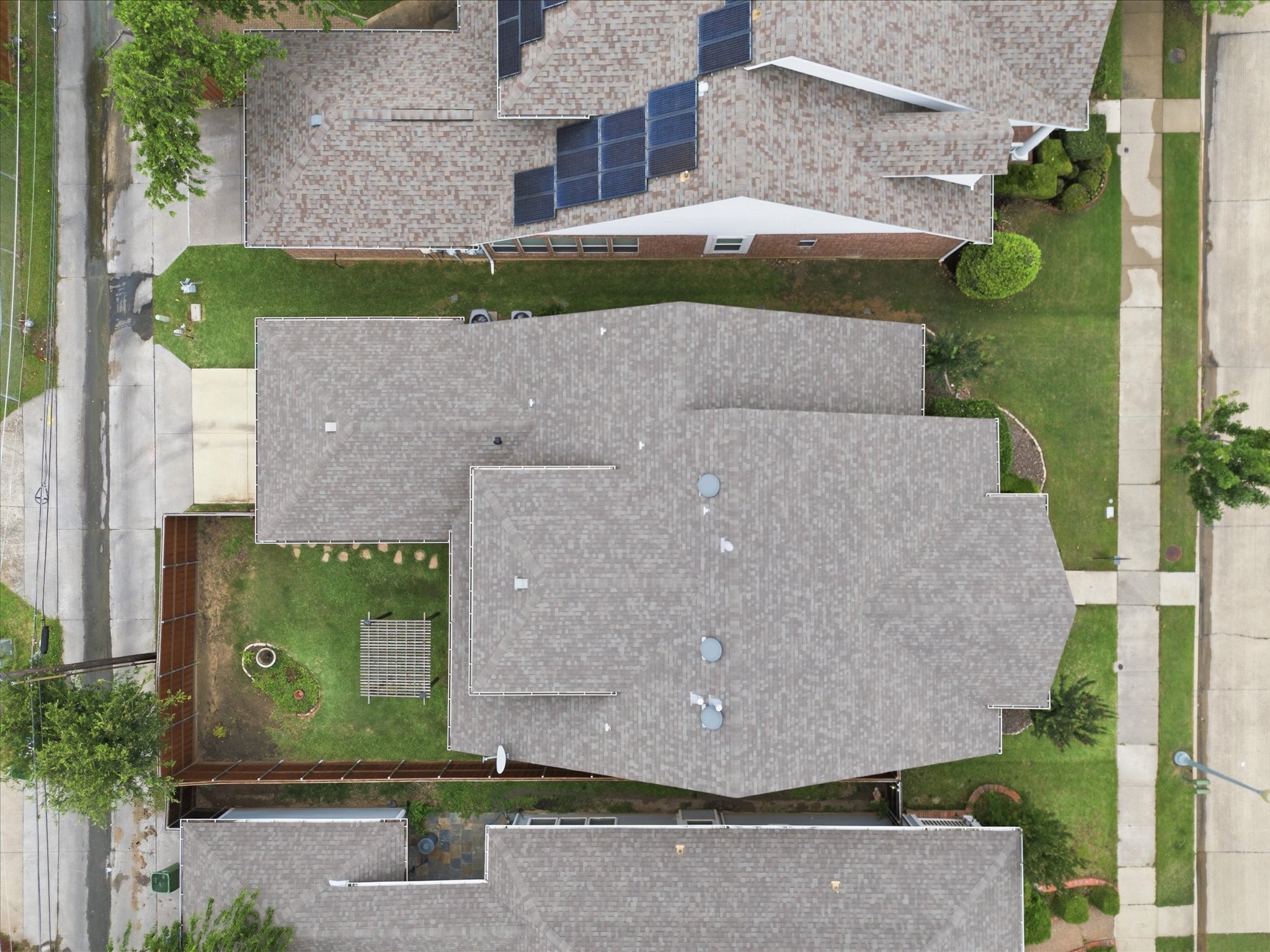 1740 Ivy Lane Carrollton TX 75007