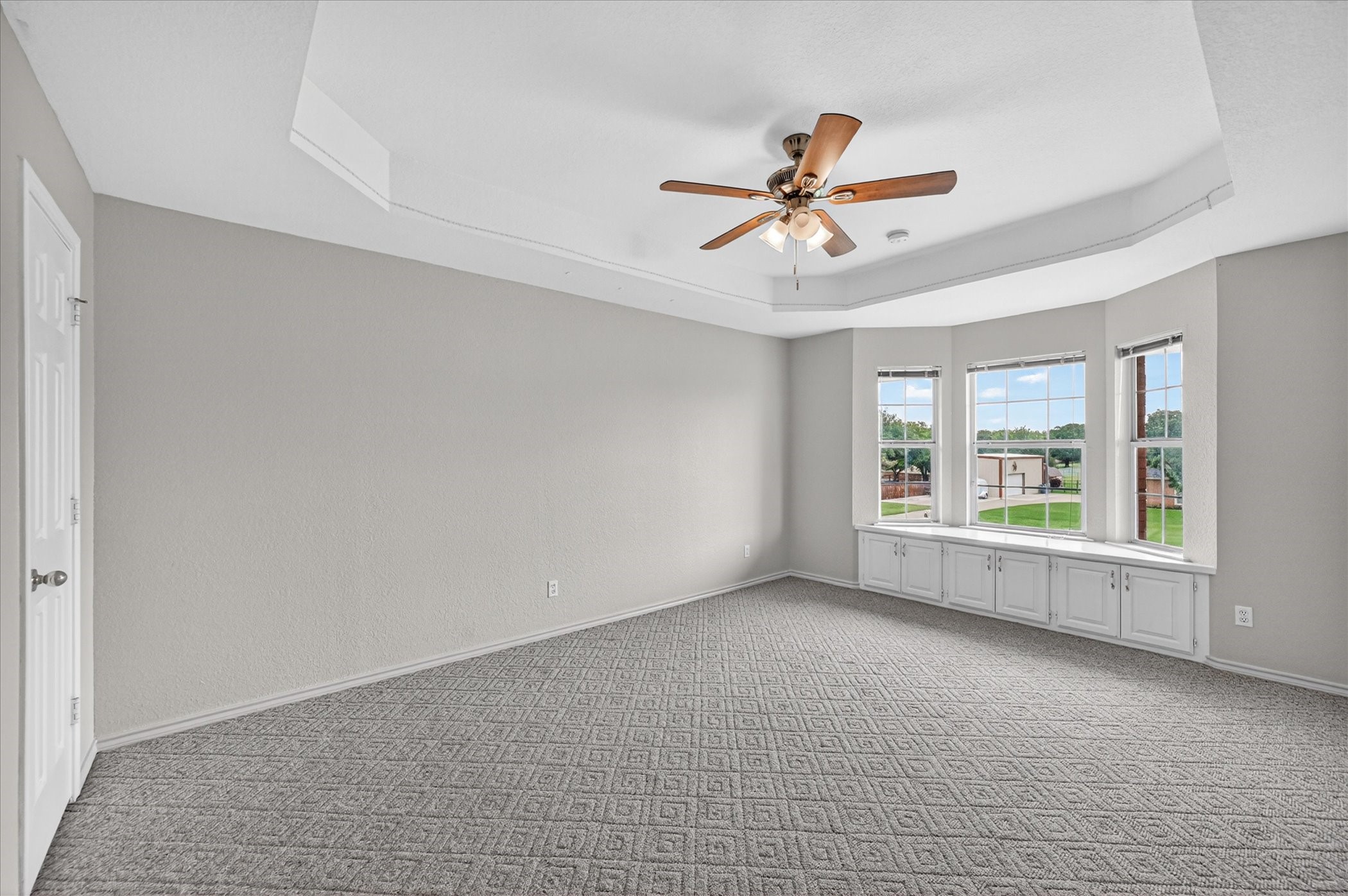 2212 Summit Drive Burleson TX 76028