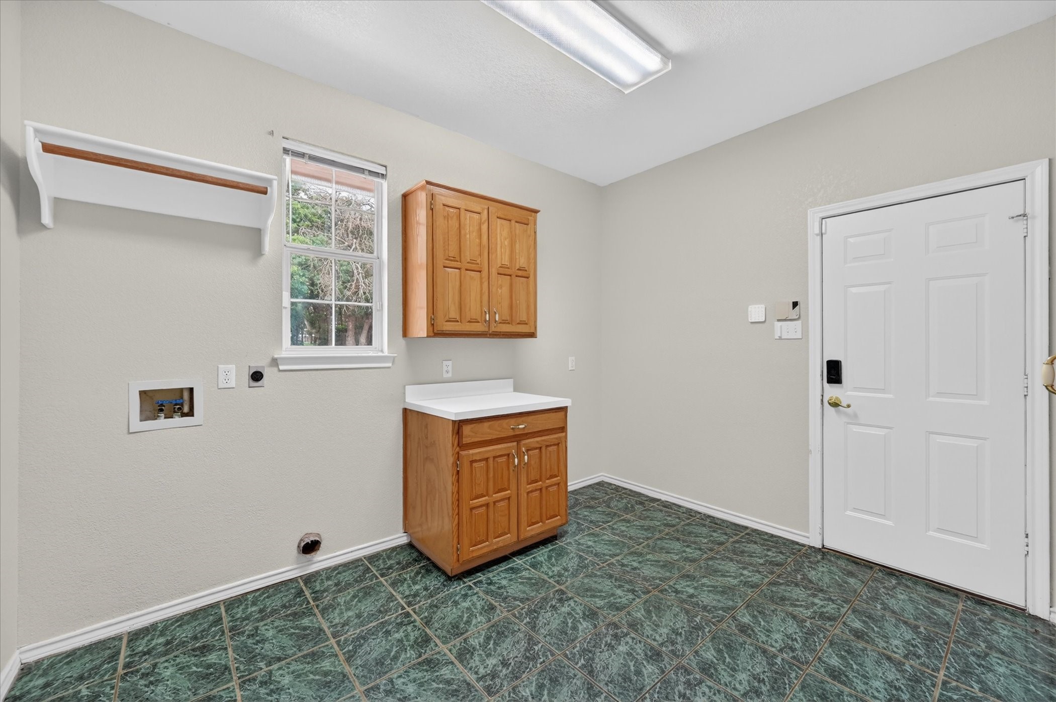 2212 Summit Drive Burleson TX 76028