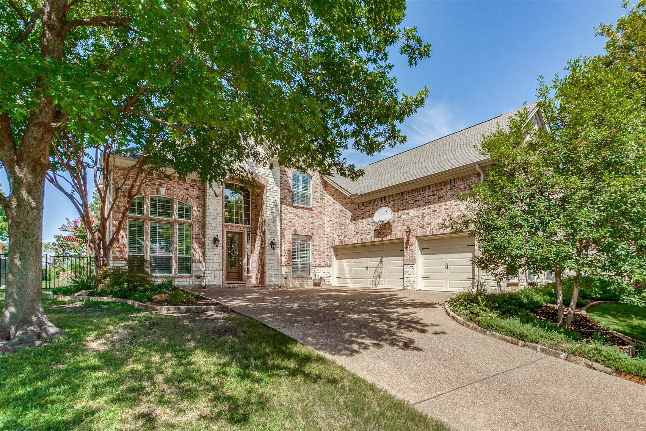 4406 Firewheel Drive Garland TX 75044