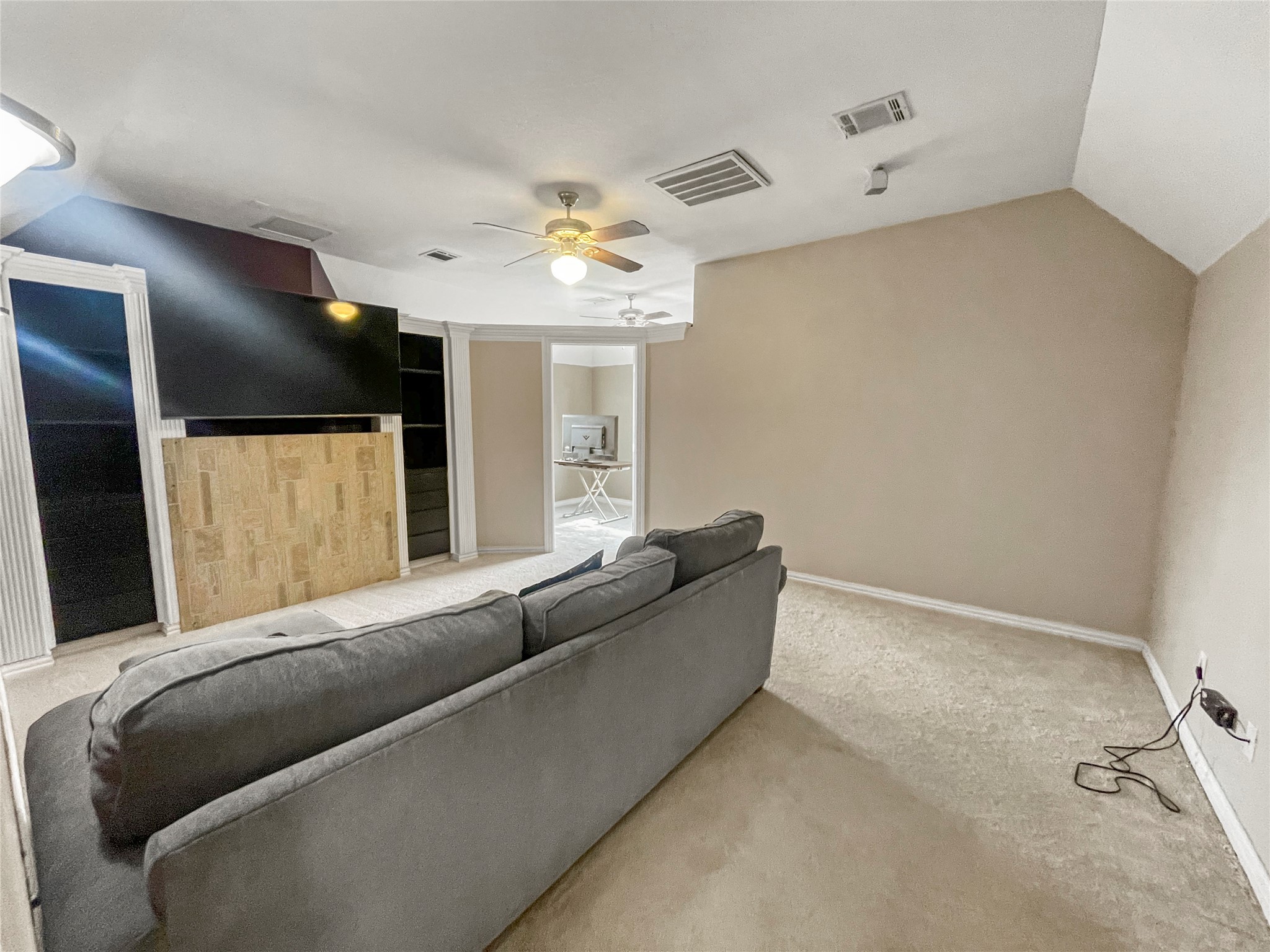 2123 Daniel Way Carrollton TX 75006