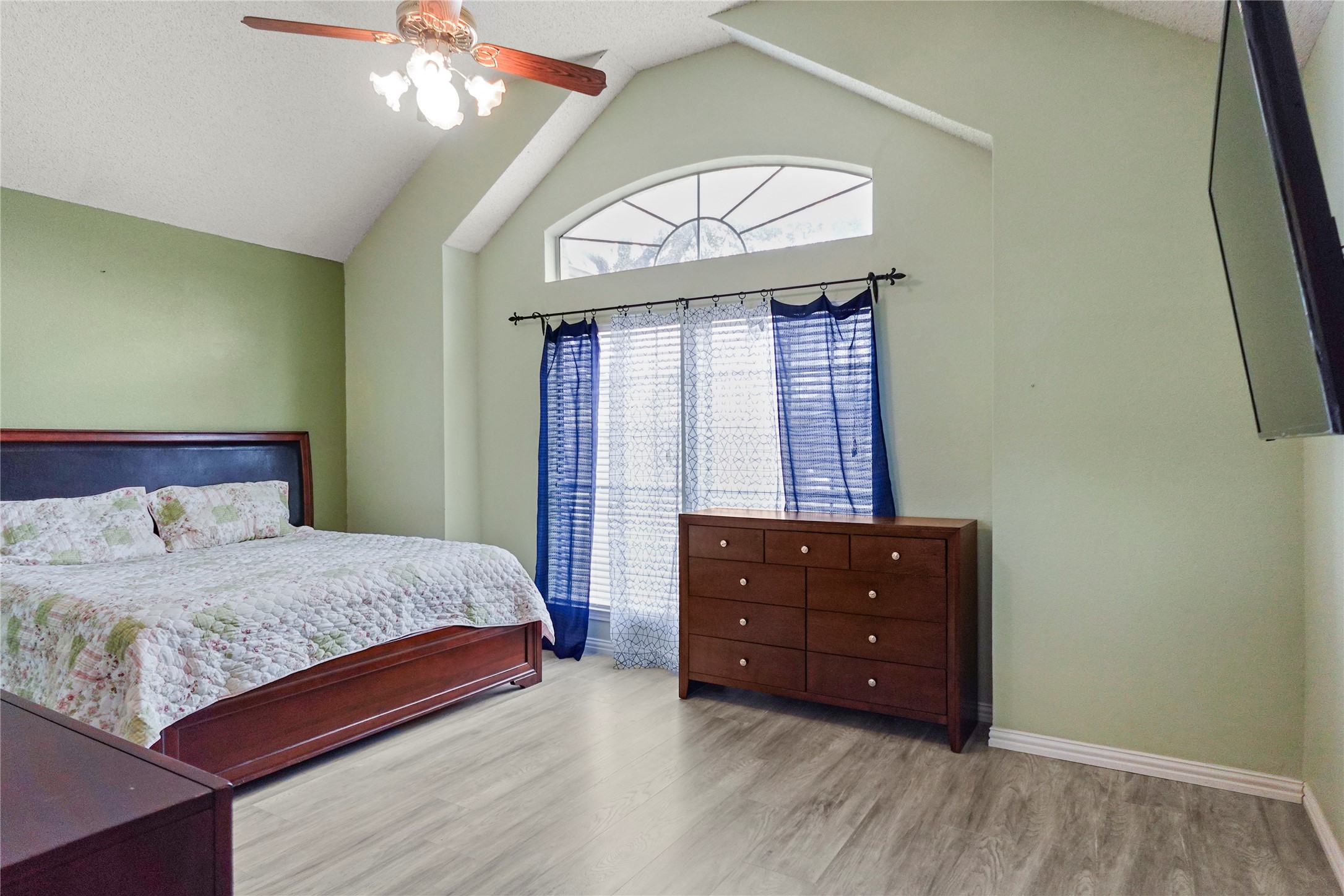 2123 Daniel Way Carrollton TX 75006