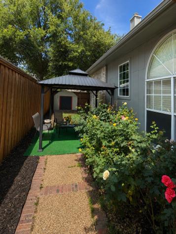 2123 Daniel Way Carrollton TX 75006