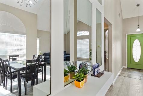 2123 Daniel Way Carrollton TX 75006