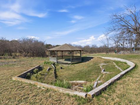 1306 Carr Street Hillsboro TX 76645