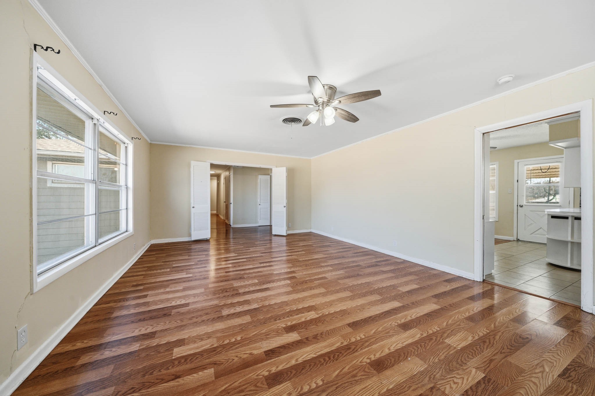 1306 Carr Street Hillsboro TX 76645