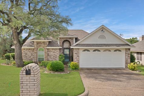 1403 Westwood Drive Weatherford TX 76086