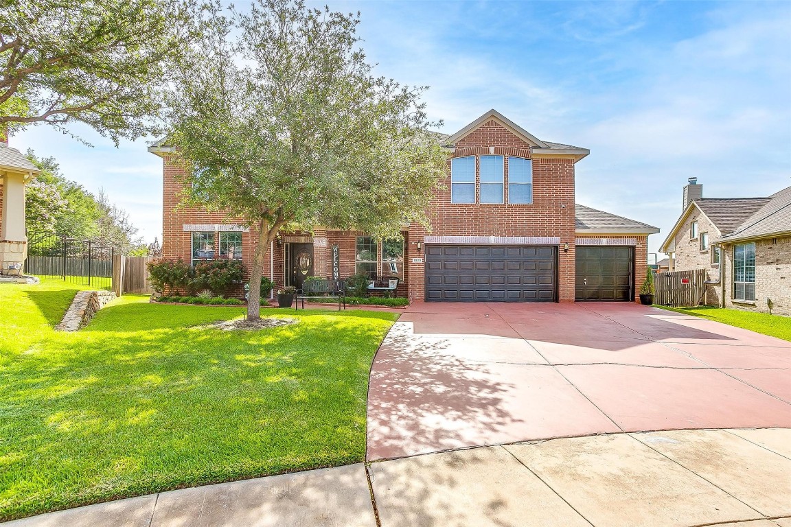 1020 Fox Willow Court Burleson TX 76028