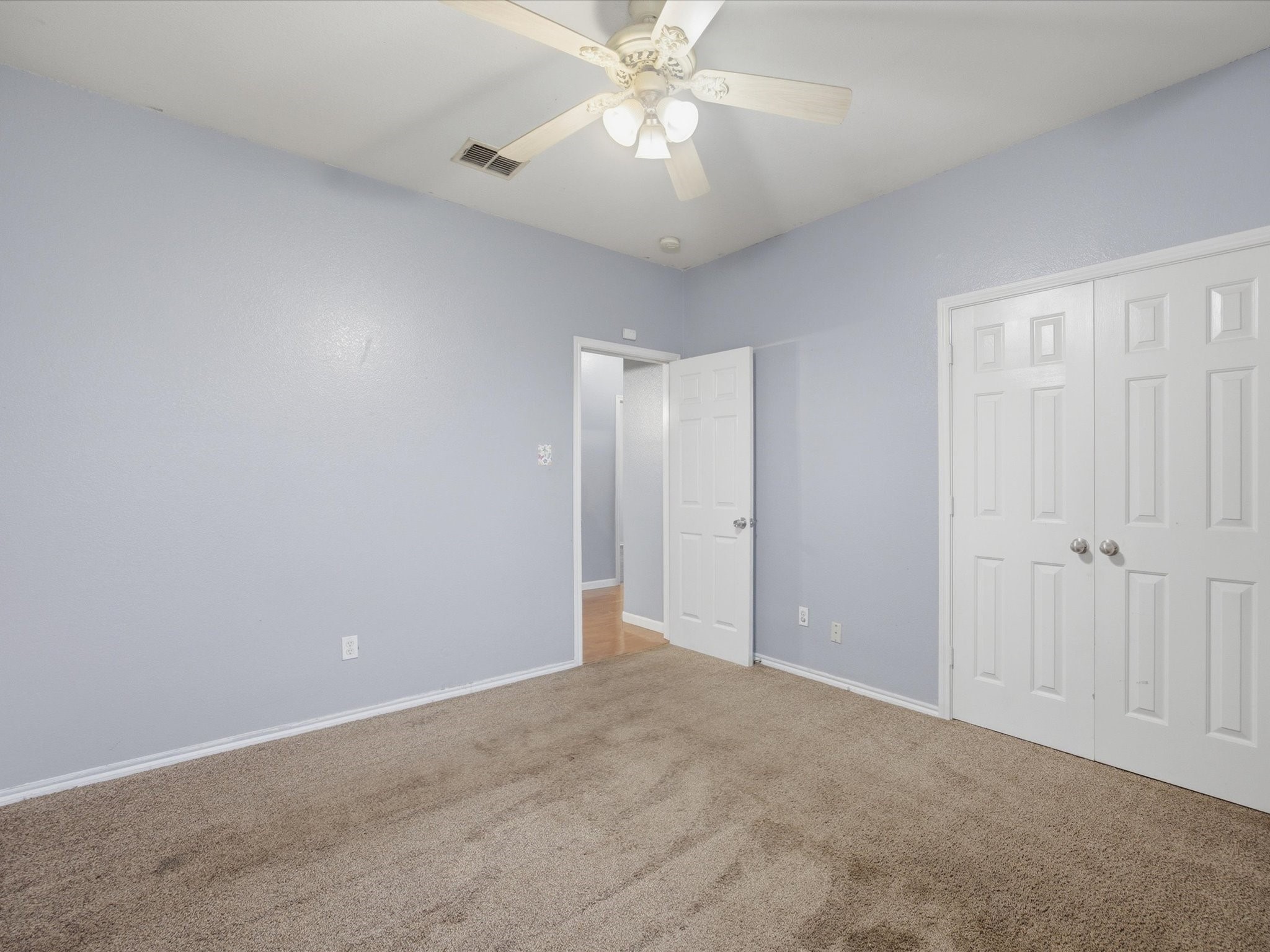 8221 Atherton Street Arlington TX 76002