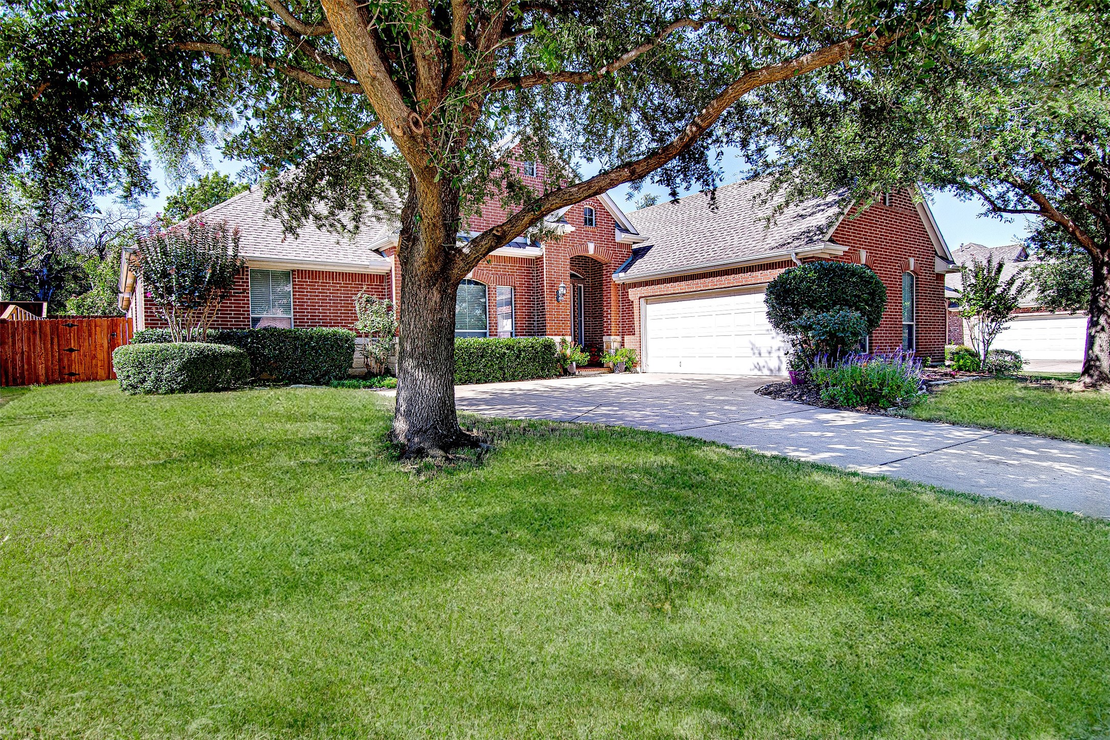 8406 Wildrock Court Arlington TX 76001